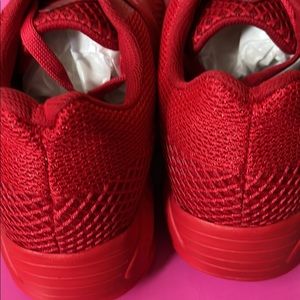 Tennis shoes for men brand Andrea size 7